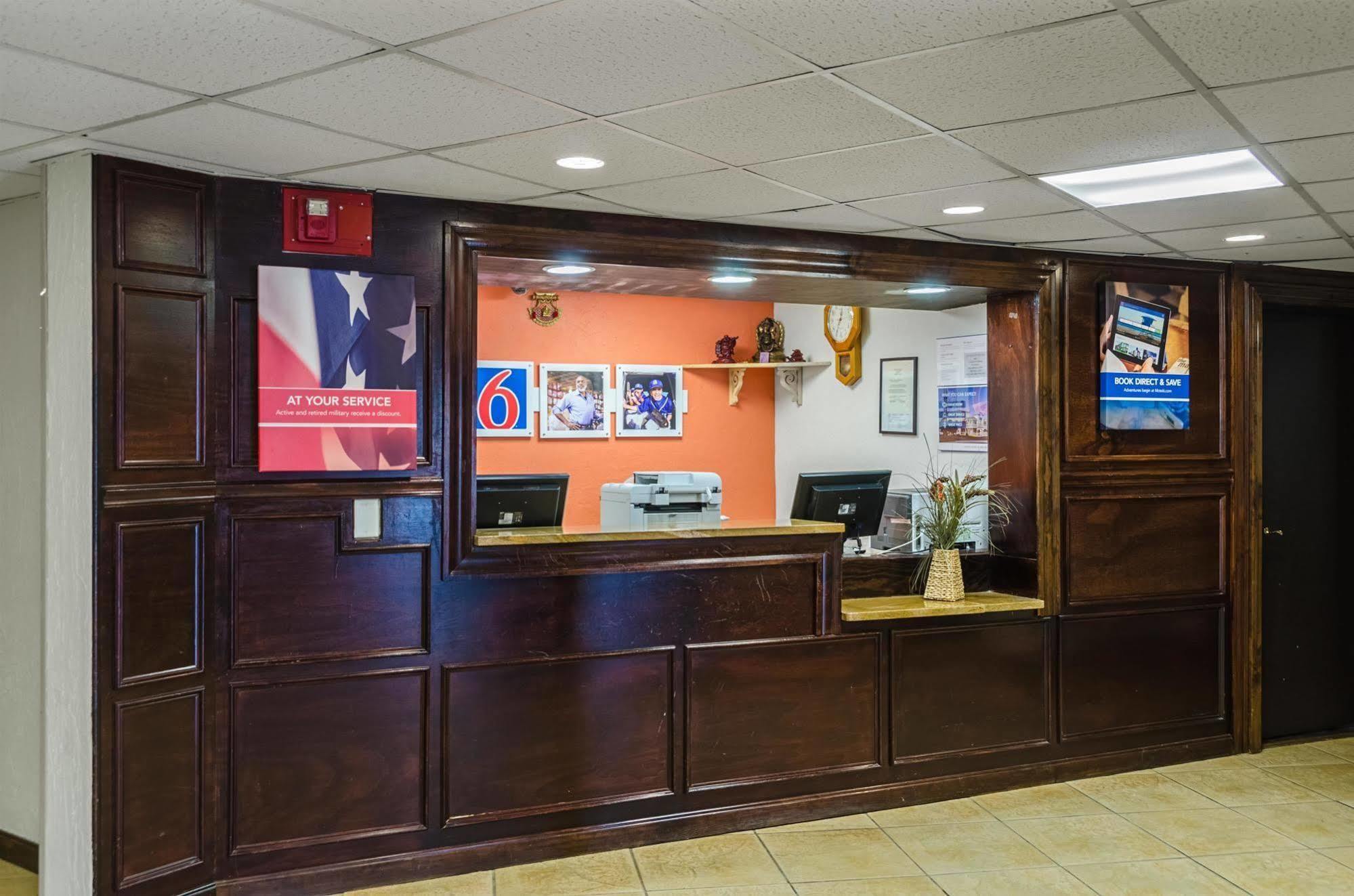Motel 6 - Westborough Boston Northborough Eksteriør billede
