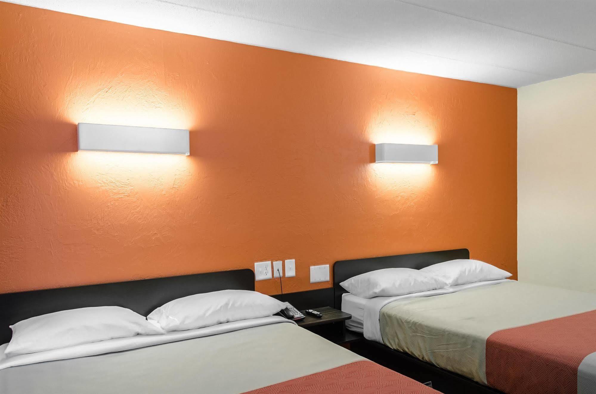 Motel 6 - Westborough Boston Northborough Eksteriør billede